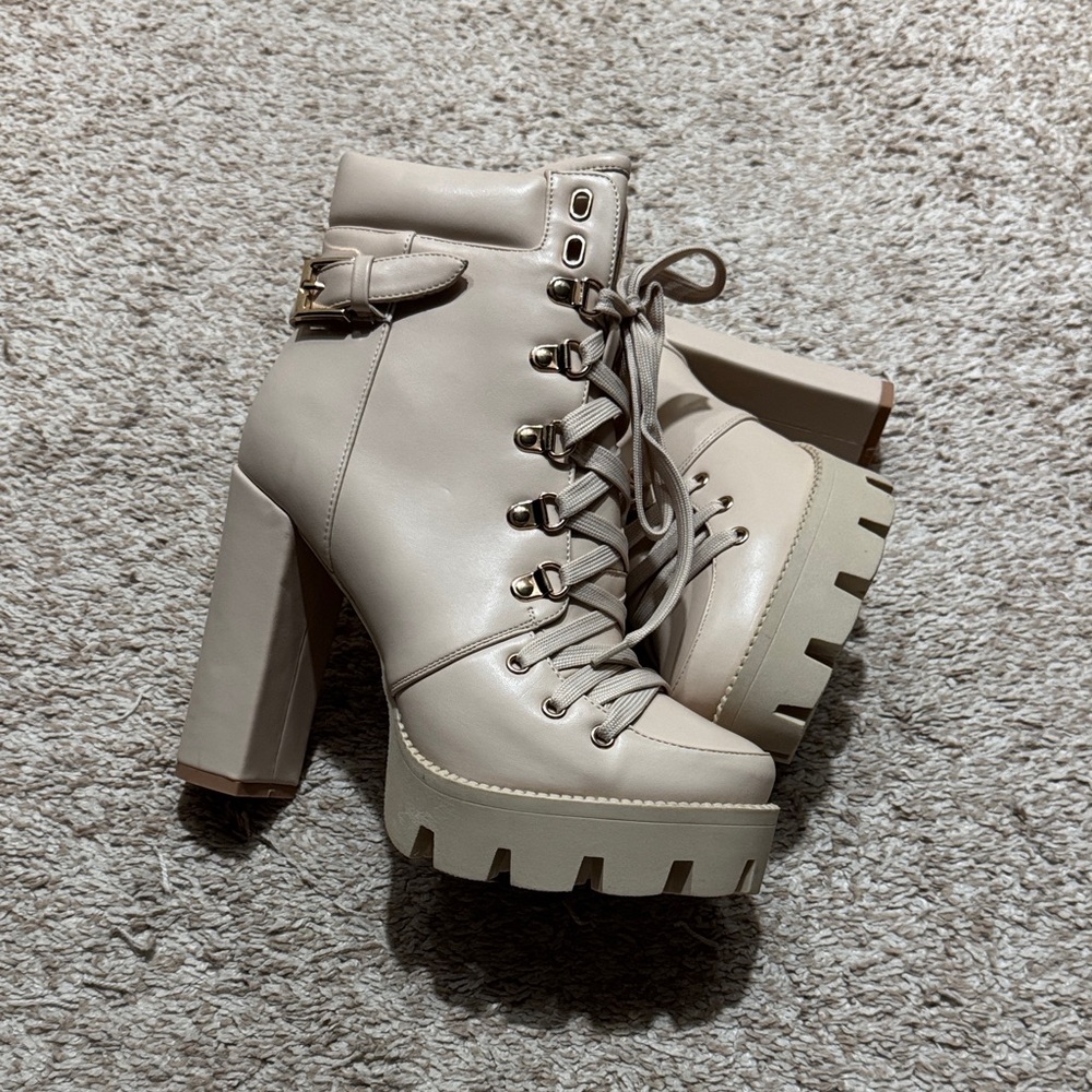 Chunky Tan Heel Lace-Up Ankle Boots